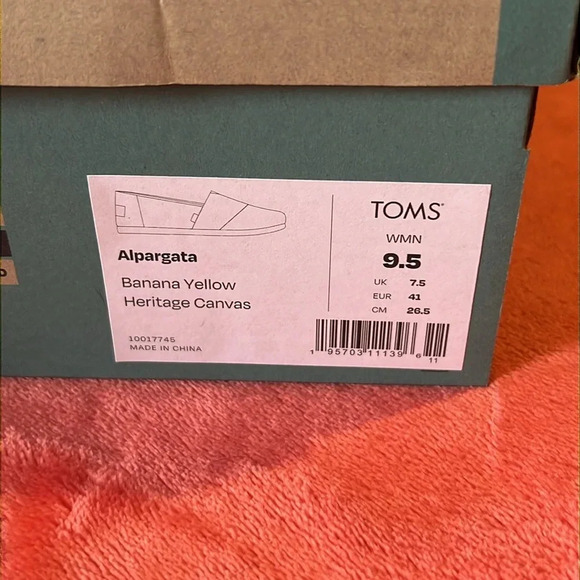 NWT** Toms Alpargata banana 🍌 yellow heritage canvas shoes size 9.5 women’s NWT - Picture 9 of 9